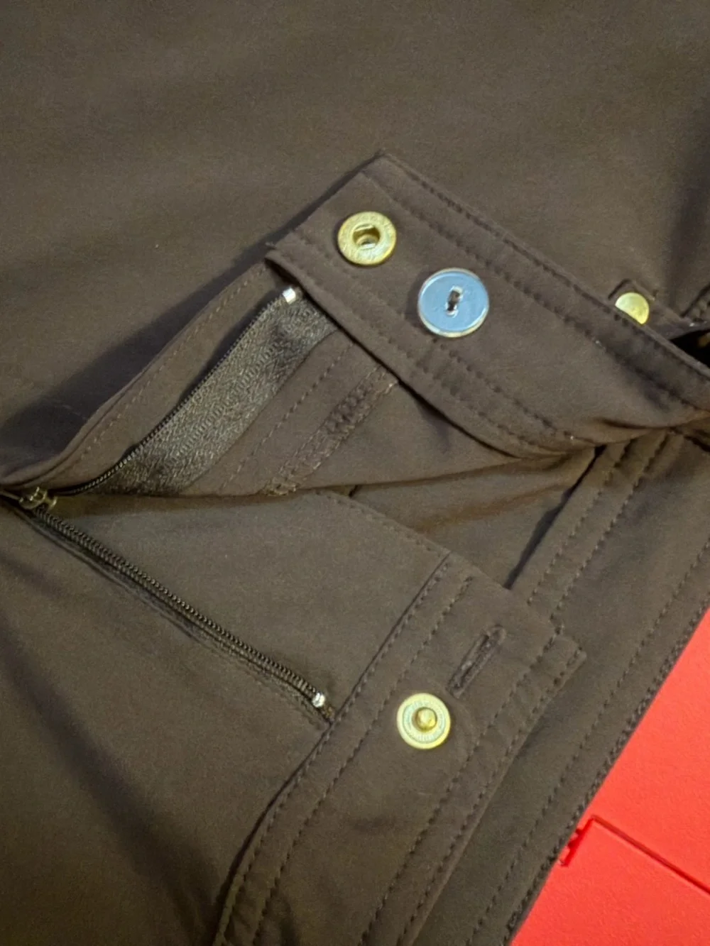 Chico's Zenergy Chocolate Brown Straight Size Zip Active Wear Pants Sz 2R (12R) - Picture 10 of 15